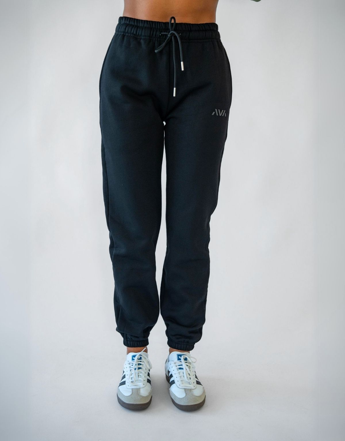 DV6204_BLK_01