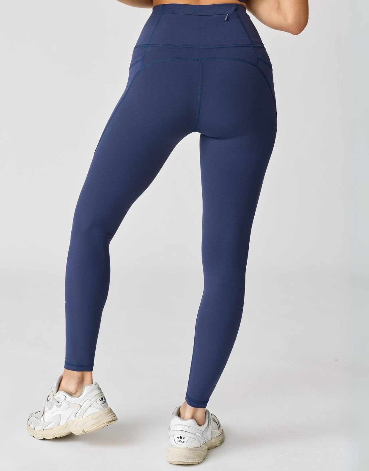 STORM BLUE – AVA Active